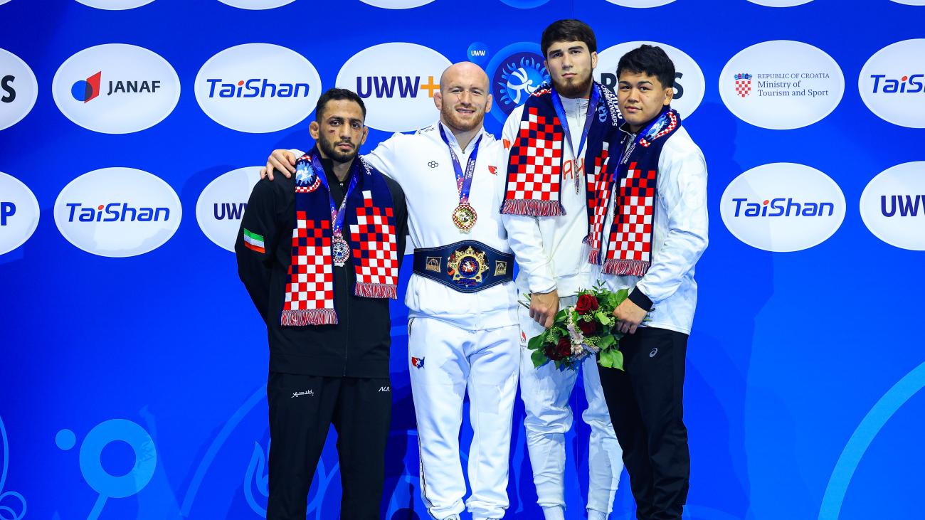 /article/watch-chasing-97kg-gold.Click to read full article.