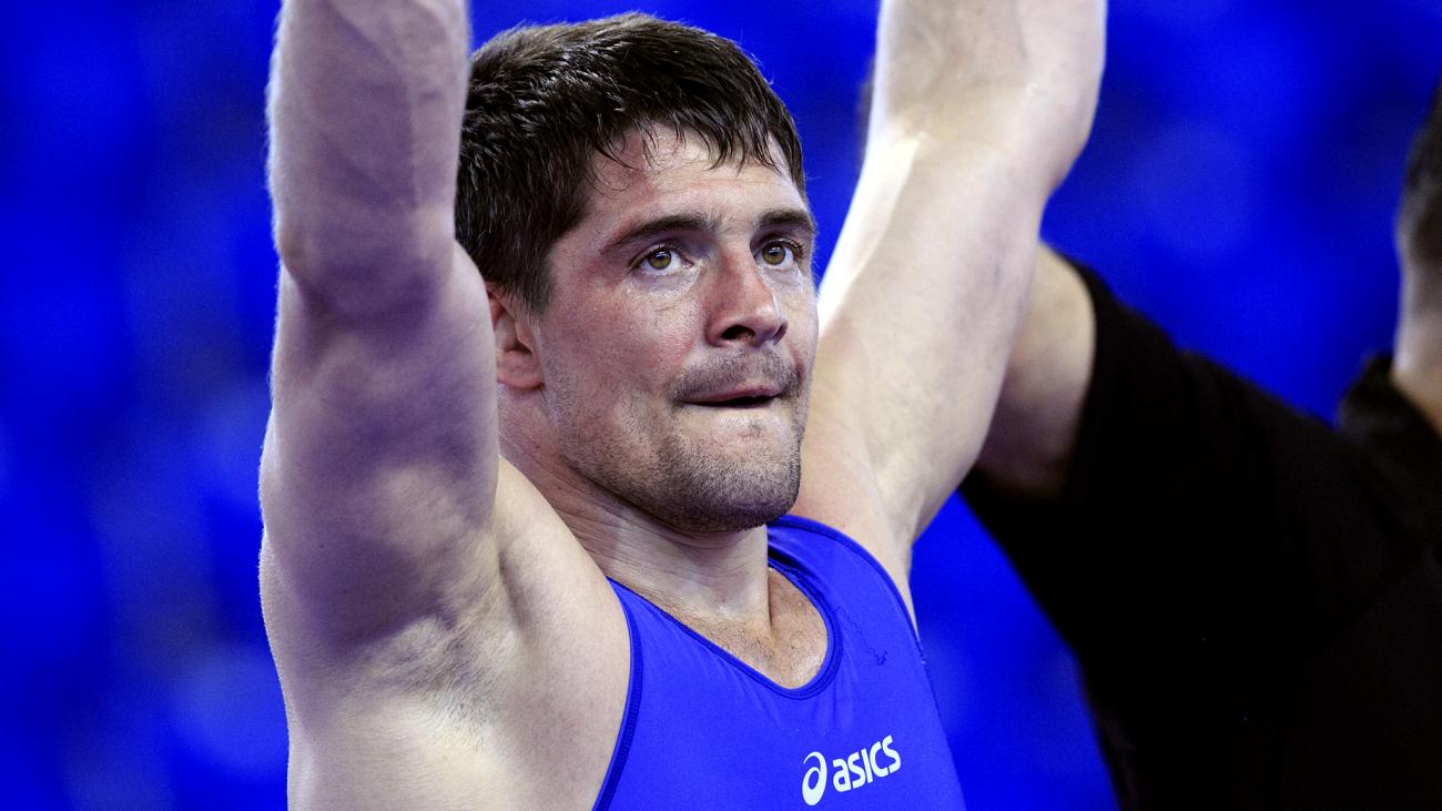 Athens 2004 Champion Mishin Gives Russia 6th Greco Ticket at European OG Qualifier 