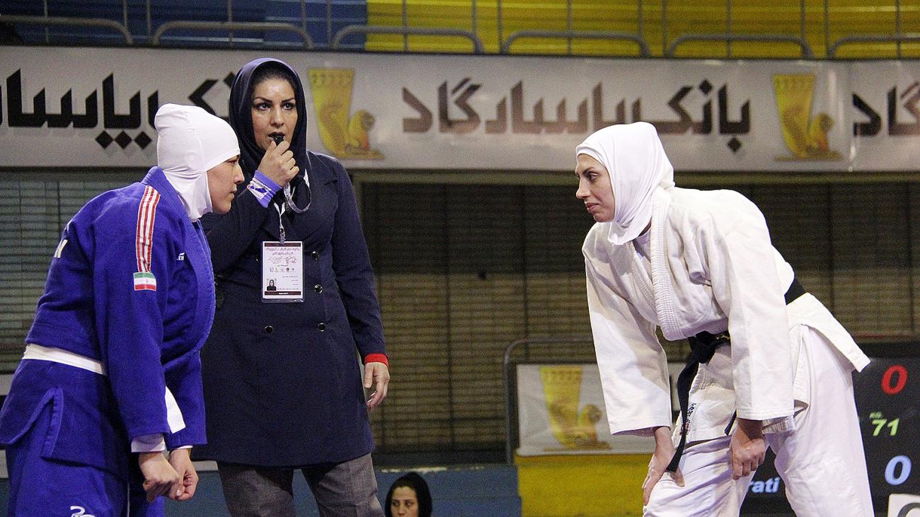 Iran Hosts Women’s Belt Wrestling and Grappling National Championships