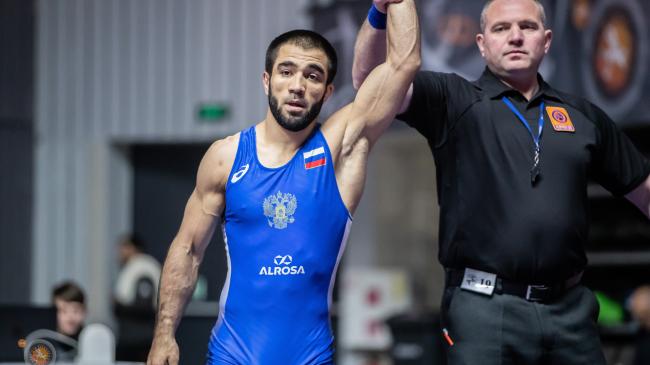 Russia and India Lead Dan Kolov After Day Two