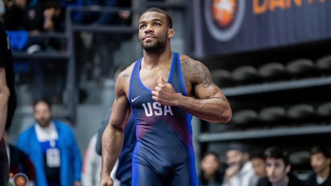 United States and Ukraine Grab Lead Heading into Final Day