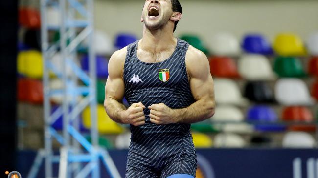 Davidovi Scores Miraculous Comeback; Seema Slides into Top-Four After Making Finals