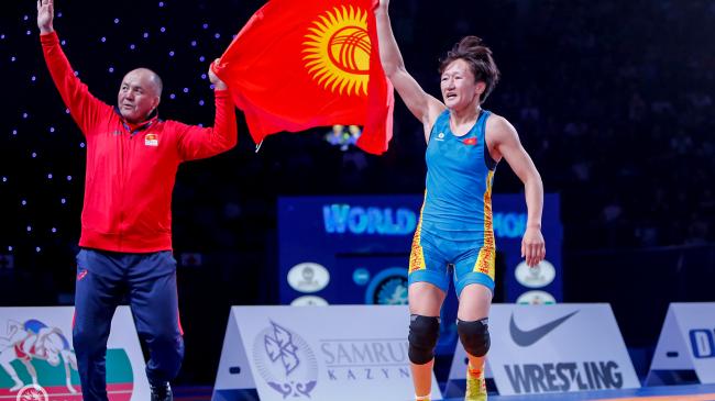 Tynybekova Grabs Historic Gold for Kyrgyzstan at Women’s 62kg; Russia Rakes in 2 Freestyle Titles