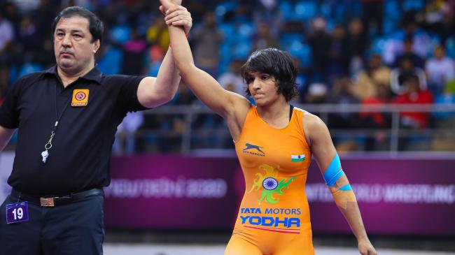 Host India Takes 3 Golds on Opening Day of Women’s Wrestling