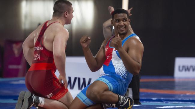 Sampson of Cuba and Michaelson of USA Win Golden Boots on Day Two of #WrestleOaxtepec