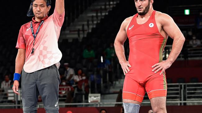 Sadulaev Tops Rival Snyder in 3rd Clash for Tokyo Olympics Gold