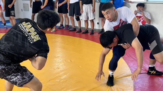 Makhmudov, coach put on clinics in rural Japan