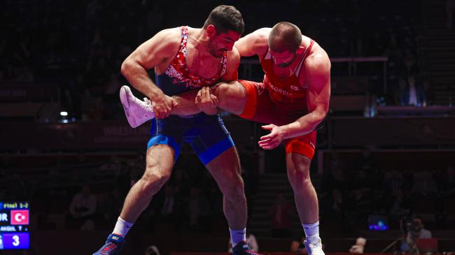 Akgul adds 11th Euro gold to help Turkiye wins team title