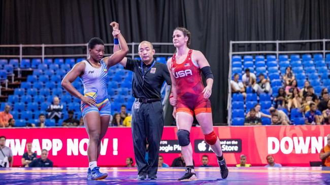 Gray falls as Ecuador wins 2 golds; Dake dominant at Pan-Ams