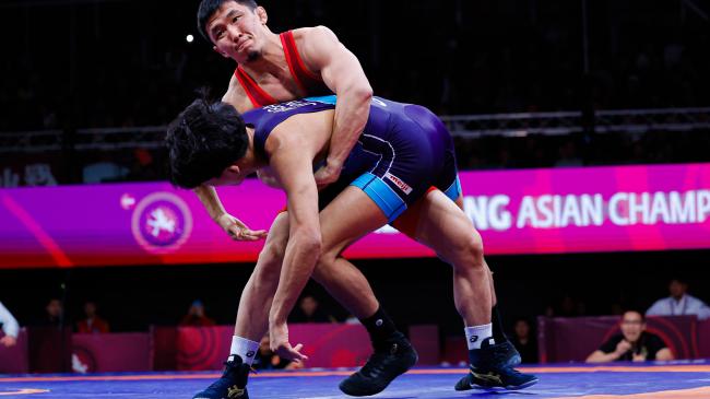 Sharshenbekov cruises to 3rd straight Asian gold; Japanese pair stuns Iranians