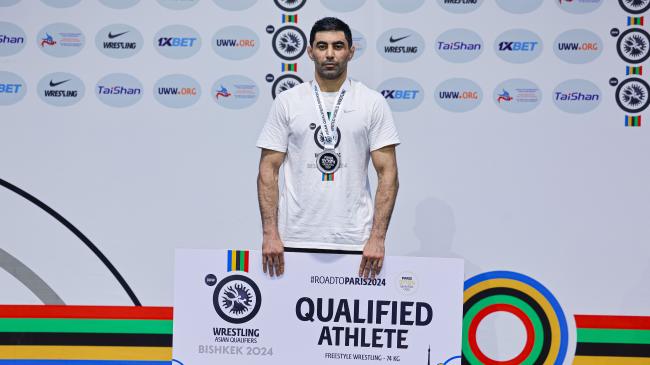 Ageless Abdurakhmonov gains ticket to Paris 2024, third Olympics