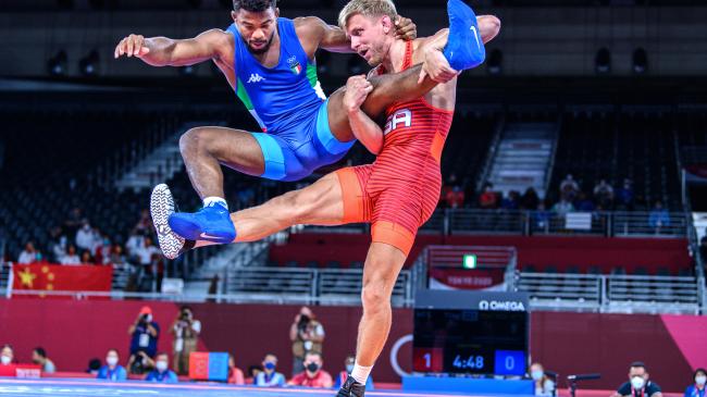 Paris 2024 Wrestling: Dake dominates, Zare vs Akgul in semis 