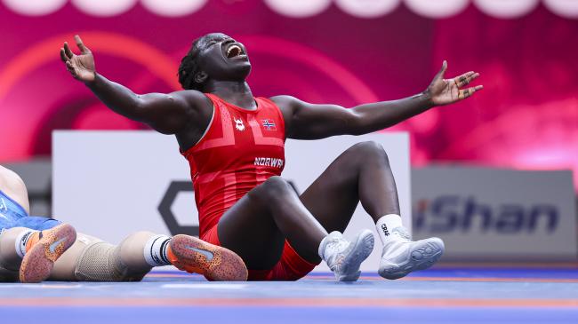 Bullen bullies her way to 65kg gold; Ukraine wins team title