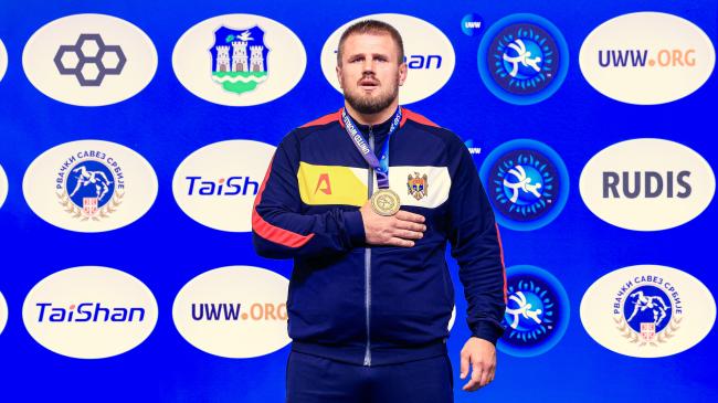 Grappling: Romanov returns to win 130kg gold; Prendes repeats