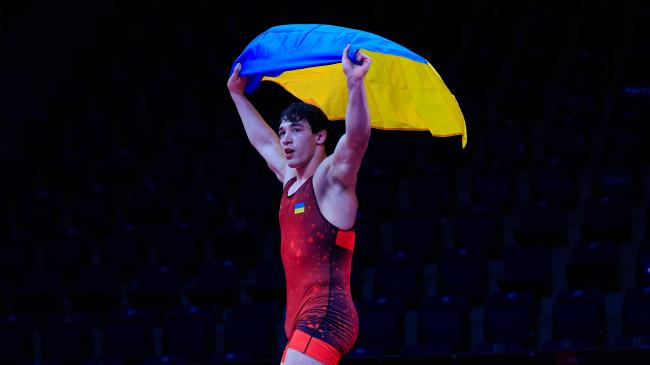 Yakushenko Marches on With Another Gold